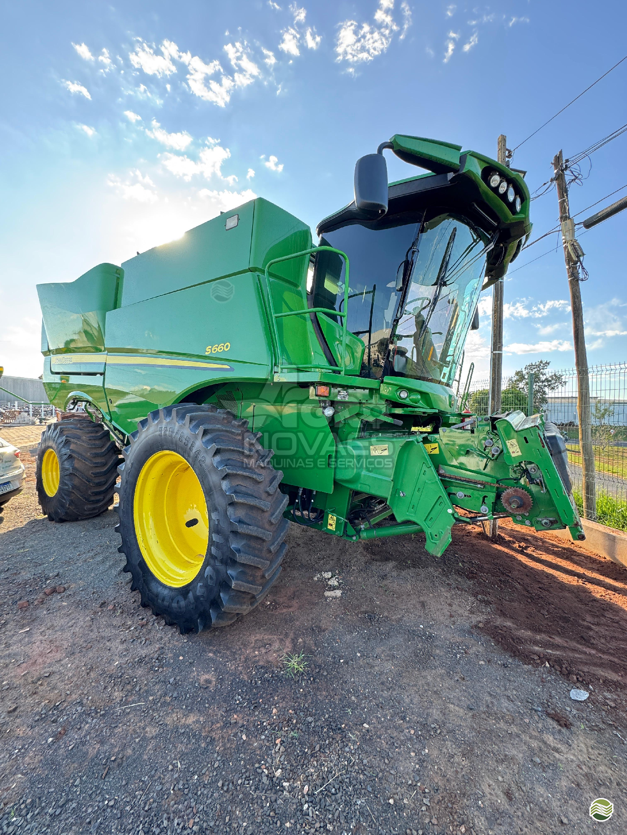 COLHEITADEIRA JOHN DEERE JOHN DEERE S660 Agro Novaes Máquinas Agrícolas FERNANDOPOLIS SÃO PAULO SP